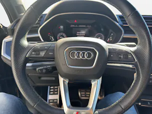 AUDI Q3 40 TFSI S line quattro S-tronic