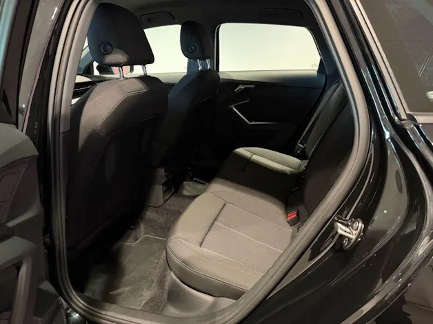 AUDI A3 Sportback 35 TFSI Attraction S-tronic