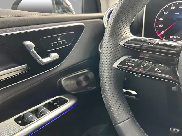 MERCEDES-BENZ GLC 300 e 4Matic 9G-Tronic