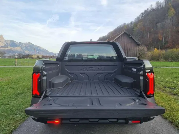 KGM -SsangYong Musso EV Platinum Luxury 4x4