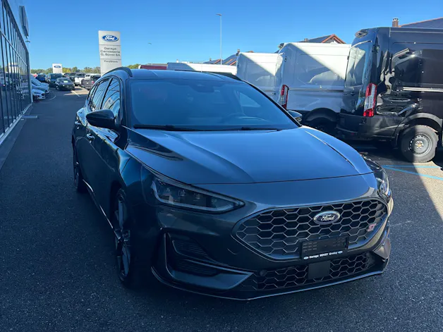 FORD Focus Station Wagon 2.3 EcoB ST X
