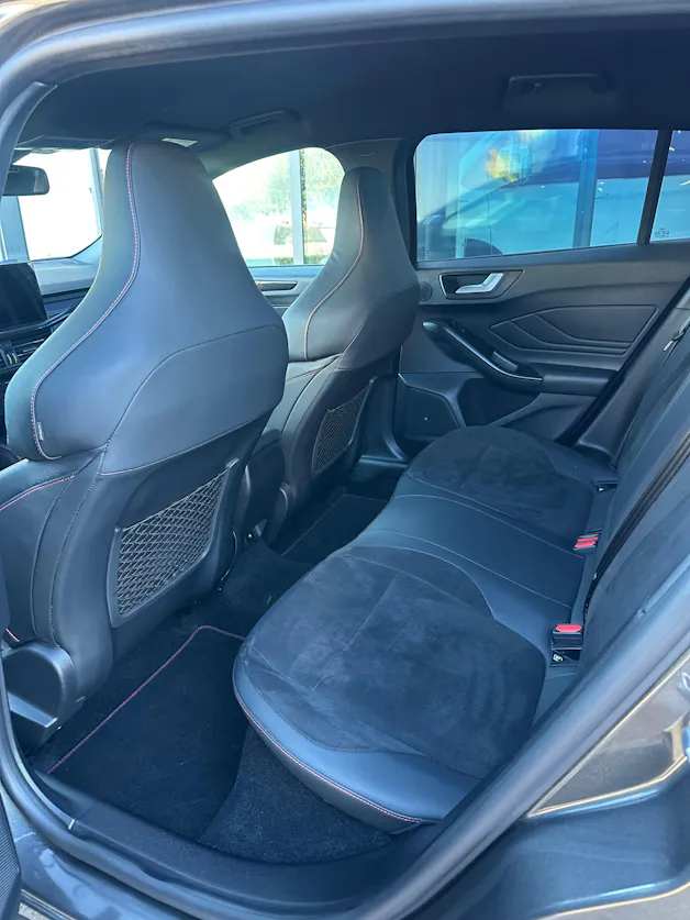 FORD Focus Station Wagon 2.3 EcoB ST X