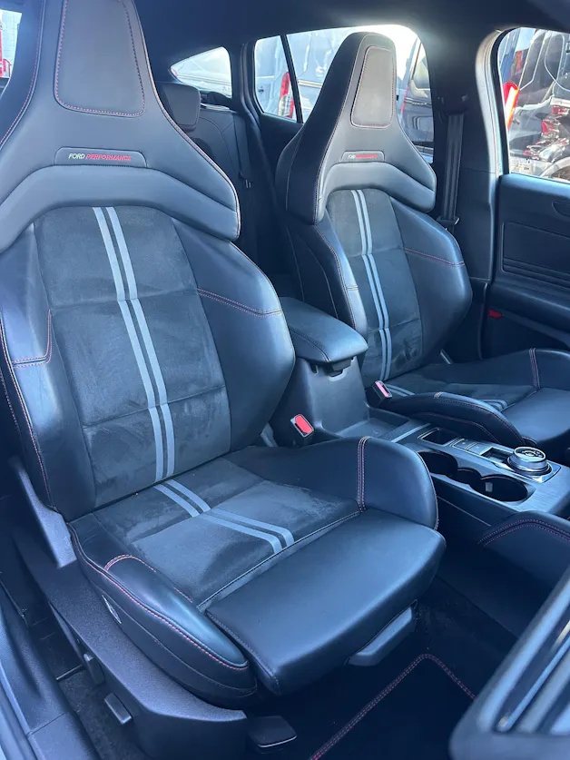 FORD Focus Station Wagon 2.3 EcoB ST X