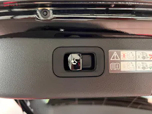 MERCEDES-BENZ C 220 d T 4 Matic Swiss Star