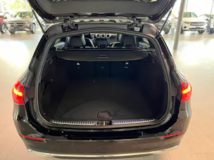 MERCEDES-BENZ C 220 d T 4 Matic Swiss Star