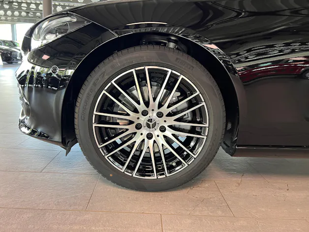 MERCEDES-BENZ C 220 d T 4 Matic Swiss Star