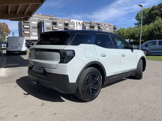 FORD Explorer Extended Range Collection AWD