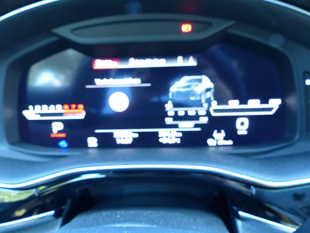 AUDI RSQ8 quattro tiptronic