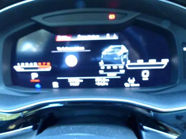 AUDI RSQ8 quattro tiptronic