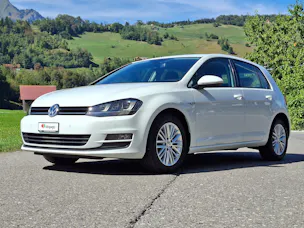 VW Golf 1.4 TSI Cup *8-fach bereift+ab MFK*