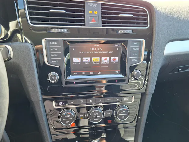 VW Golf 1.4 TSI Cup *8-fach bereift+ab MFK*