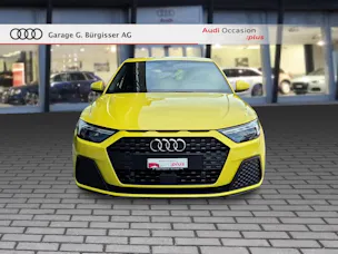 AUDI A1 Sportback 30 TFSI Attraction S-tronic Pythongelb Metallic