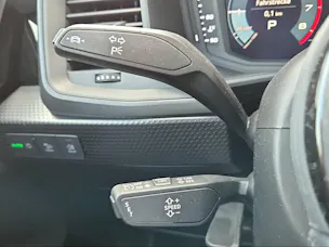 AUDI A1 Sportback 30 TFSI Attraction S-tronic Pythongelb Metallic