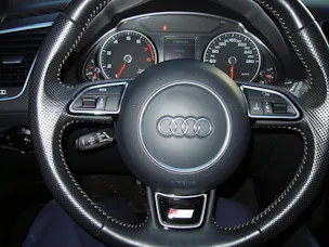 AUDI Q5 2.0 TFSI quattro