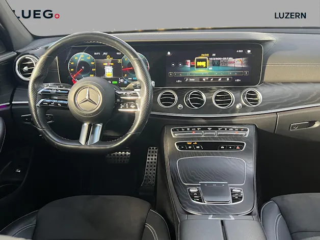 MERCEDES-BENZ E 220 d T 4Matic AMG Line 9G-Tronic