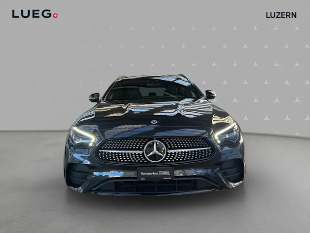 MERCEDES-BENZ E 220 d T 4Matic AMG Line 9G-Tronic