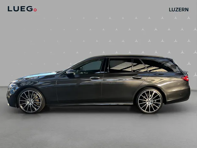 MERCEDES-BENZ E 220 d T 4Matic AMG Line 9G-Tronic