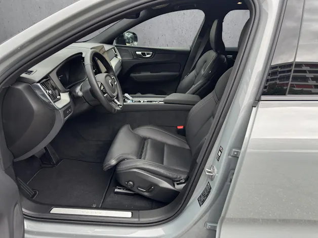 VOLVO XC60 2.0 T8 TE Black Edition eAWD