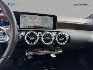 MERCEDES-BENZ A 250e Progressive 8G-DCT