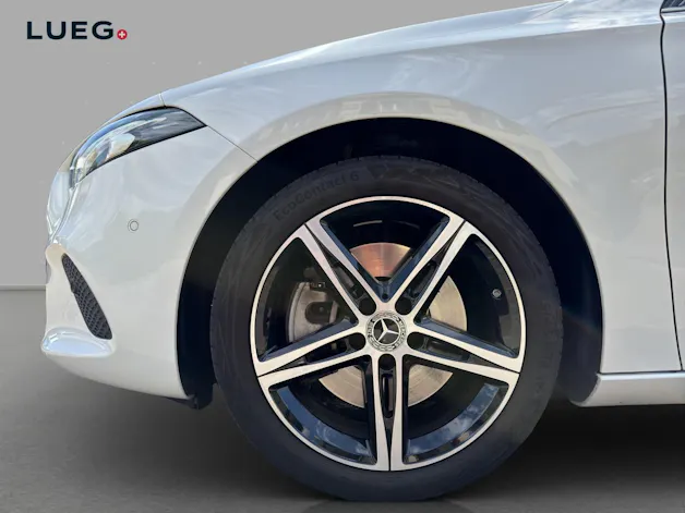 MERCEDES-BENZ A 250e Progressive 8G-DCT