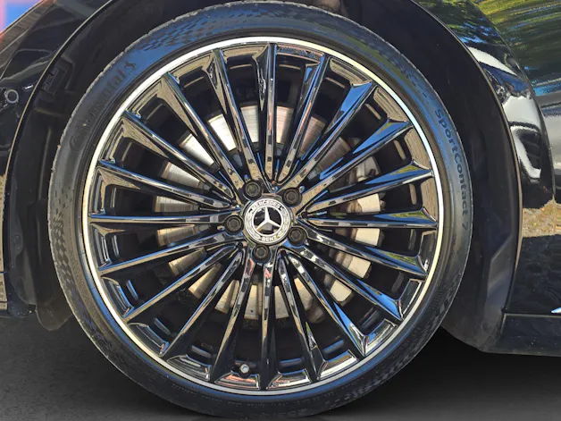 MERCEDES-BENZ EQE 500 4 Matic