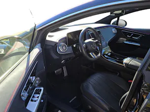 MERCEDES-BENZ EQE 500 4 Matic