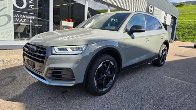 AUDI Q5 2.0 TFSI sport quattro S-tronic