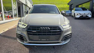 AUDI Q5 2.0 TFSI sport quattro S-tronic