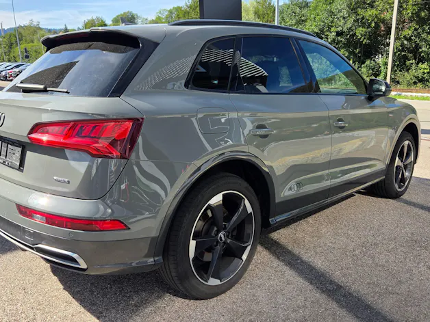 AUDI Q5 2.0 TFSI sport quattro S-tronic