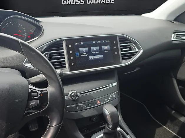 PEUGEOT 308 1.6 BlueHDi Style