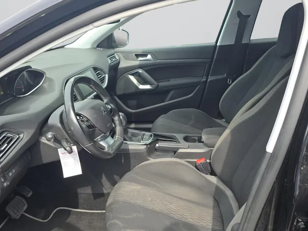 PEUGEOT 308 1.6 BlueHDi Style