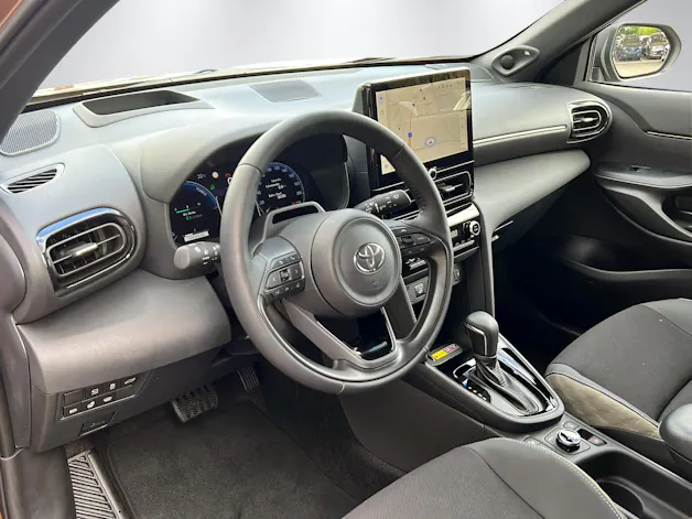 Toyota Yaris Cross 1.5 VVT-i HSD Premium AWD-i