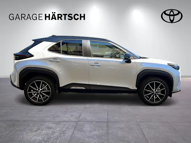 Toyota Yaris Cross 1.5 VVT-i HSD GR Sport