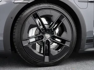 PORSCHE Taycan Turbo Cross Turismo
