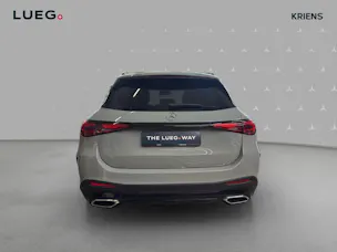 MERCEDES-BENZ GLC 200 4M - AMG / 360 Grad Kamera / DISTRONIC / AHK