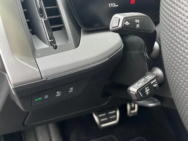 AUDI Q4 e-tron SUV quattro performance