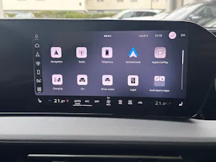 AUDI Q4 e-tron SUV quattro performance