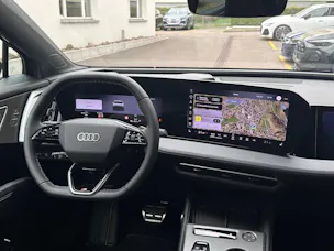 AUDI Q4 e-tron SUV quattro performance
