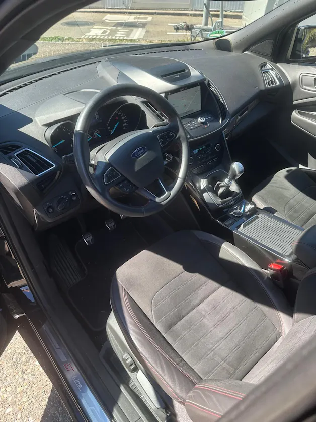 FORD Kuga 1.5 SCTi ST Line High 2WD