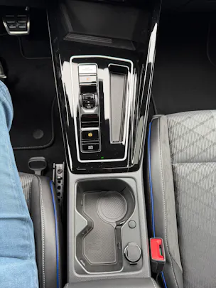VW Golf 2.0 TSI R-Line DSG 4 Motion
