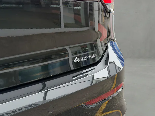 VW Golf 2.0 TSI R-Line DSG 4 Motion