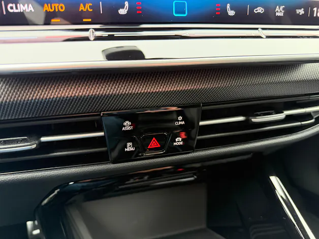 VW Golf 2.0 TSI R-Line DSG 4 Motion