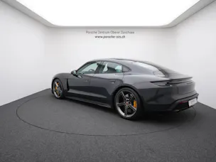 PORSCHE Taycan Turbo S