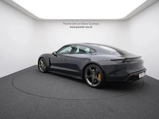 PORSCHE Taycan Turbo S
