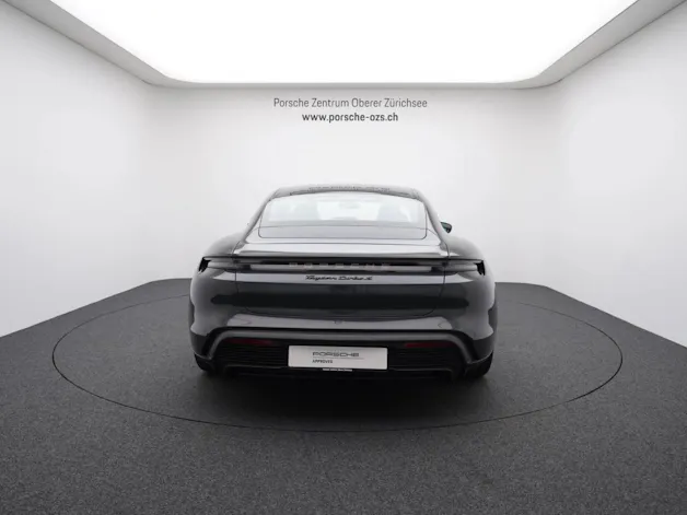 PORSCHE Taycan Turbo S