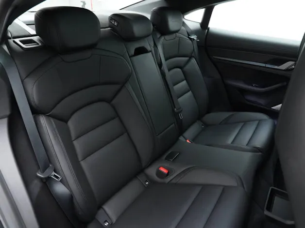 PORSCHE Taycan Turbo S