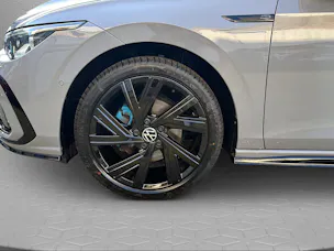VW Golf 1.5 TSI ACT R-Line