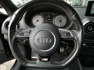 AUDI S3 Sportback 2.0 T FSI quattro S-Tronic
