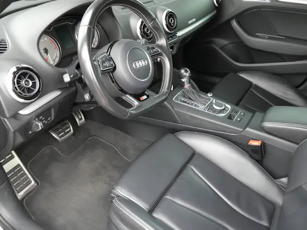 AUDI S3 Sportback 2.0 T FSI quattro S-Tronic