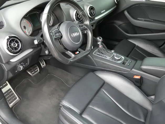 AUDI S3 Sportback 2.0 T FSI quattro S-Tronic
